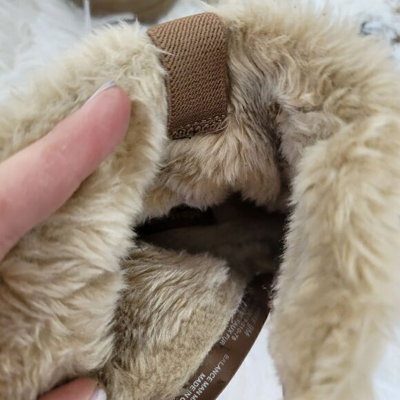 Baretraps andee sherpa and man made suede ankle booties - Picture 14 of 16